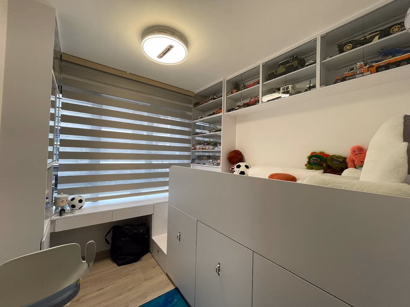 Condo 5Room curtain installation